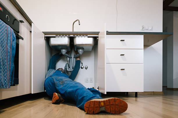 Professional Leak Detection technician working in Manhattan, KS